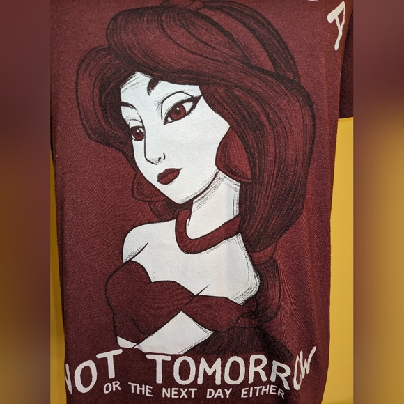 DISNEY Jasmine Aladdin Graphic T Shirt Burgundy Size  Large - Picture 3 of 4